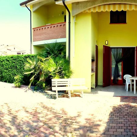 Villa Fiori Dalia Lido di Pomposa Extérieur photo